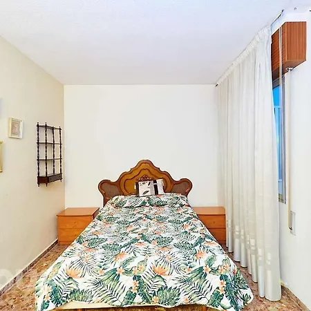 Lovely Bedroom In A Shared In The Center Of *